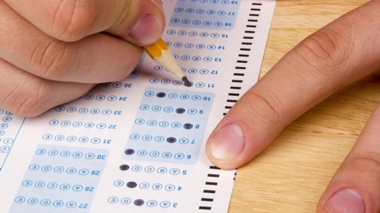 NATIONAL MERIT SCHOLARSHIP CUTOFF SCORE visual data 4